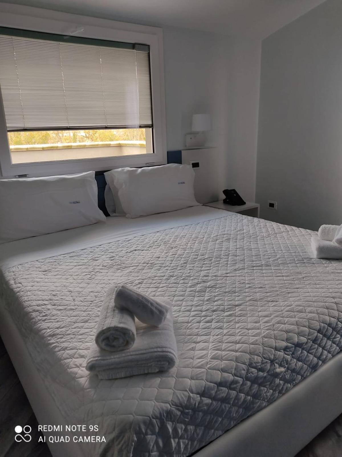 Hotel Calypso Pontecagnano Esterno foto